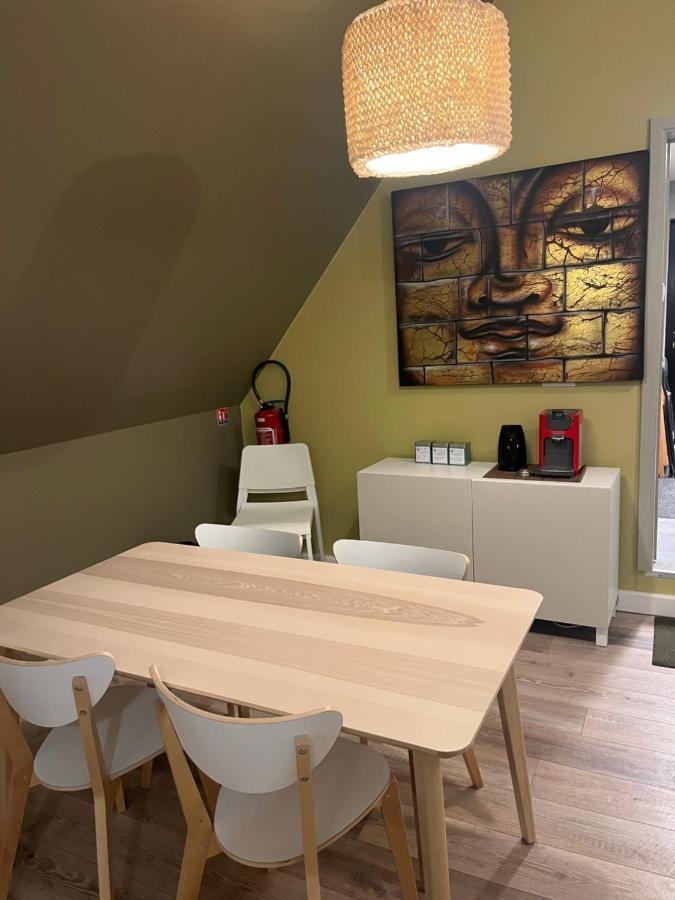 Gite Et Chambre D'Hote Gussignies Dış mekan fotoğraf
